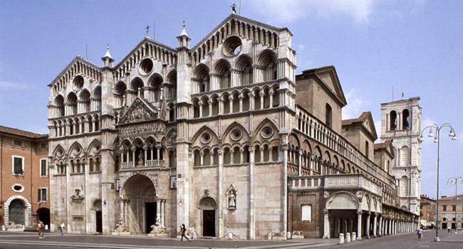 Charming Flat In Centro A Ferrara Con Posto Auto别墅 外观 照片