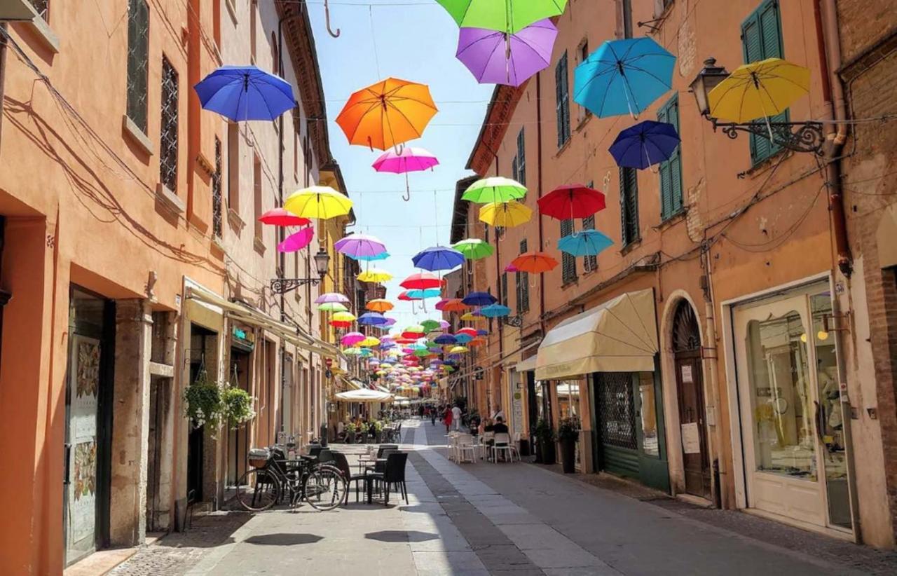 Charming Flat In Centro A Ferrara Con Posto Auto别墅 外观 照片
