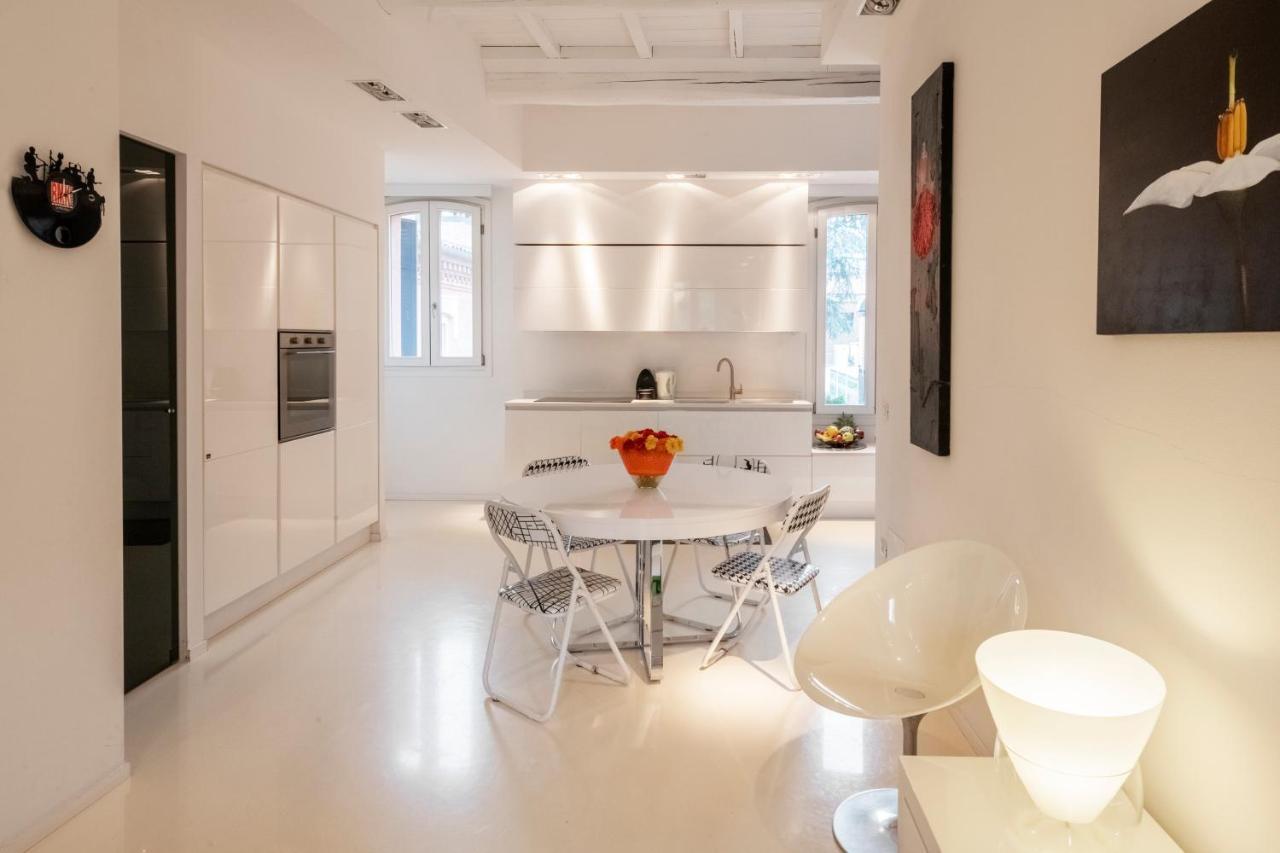 Charming Flat In Centro A Ferrara Con Posto Auto别墅 外观 照片