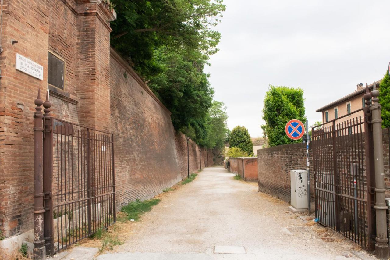 Charming Flat In Centro A Ferrara Con Posto Auto别墅 外观 照片