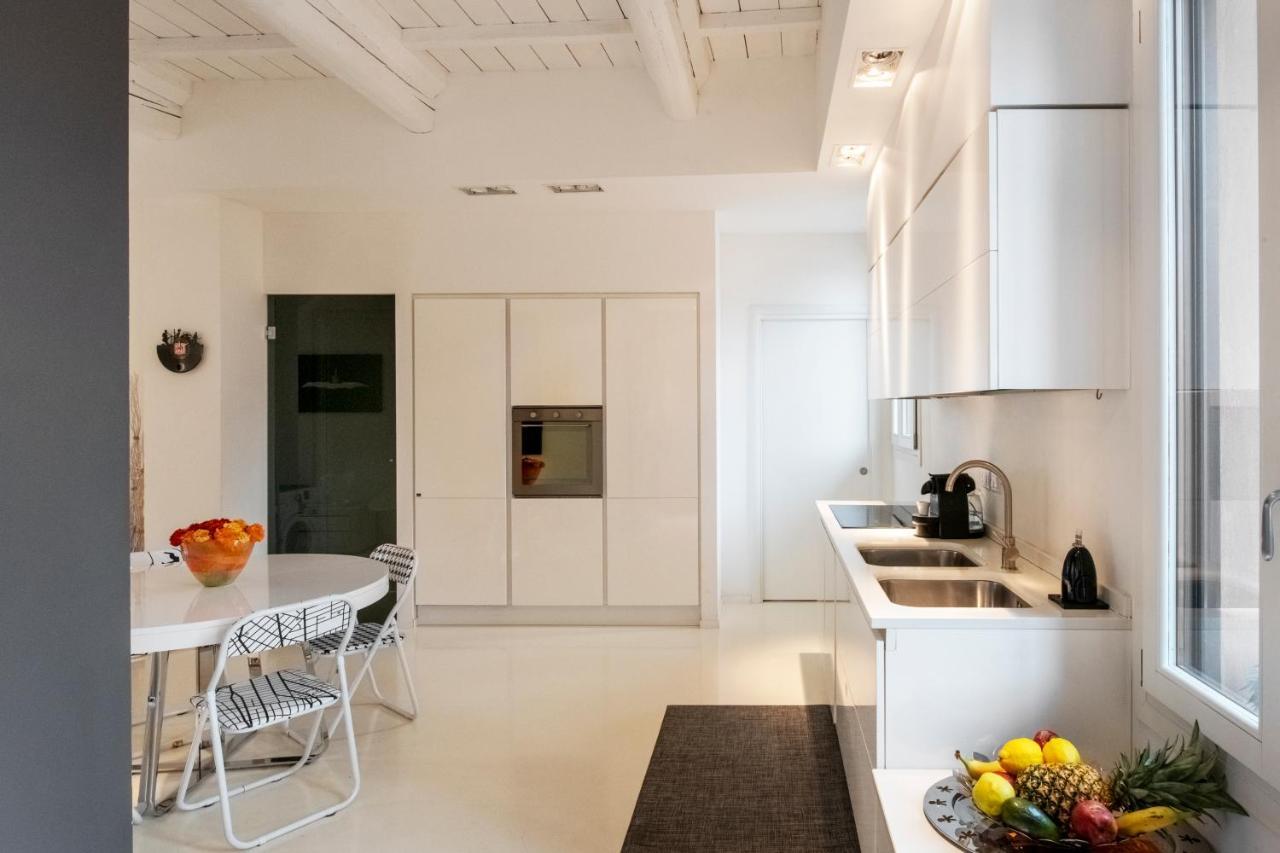 Charming Flat In Centro A Ferrara Con Posto Auto别墅 外观 照片
